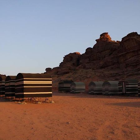 Sunrise Camp Hotell Wadi Rum Eksteriør bilde